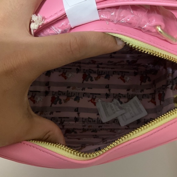 Loungefly Disney The Aristocats Pink Musical Lunchbox Crossbody Bag NWT - Picture 5 of 8